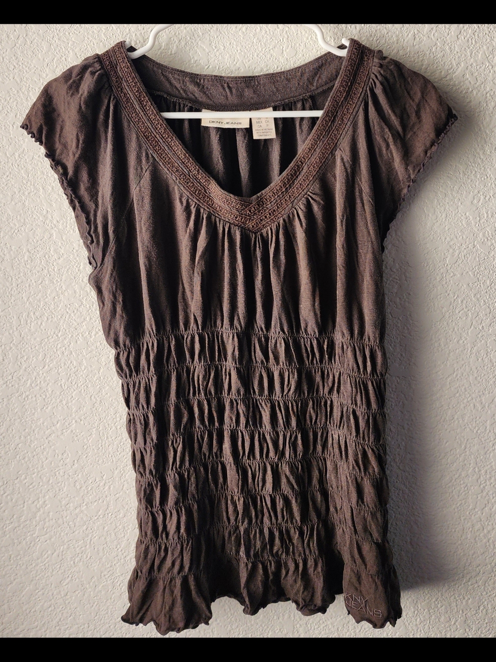 Dkny Brown Smocked V-Neck Cap Sleeve Tunic